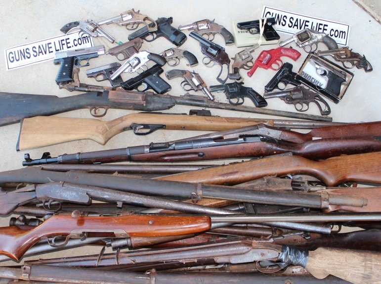 Chicago gun sale 1.JPG
